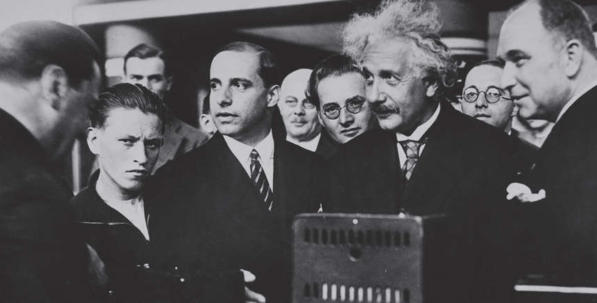 Cuộc đời về sau và các hoạt động chính trị của Einstein